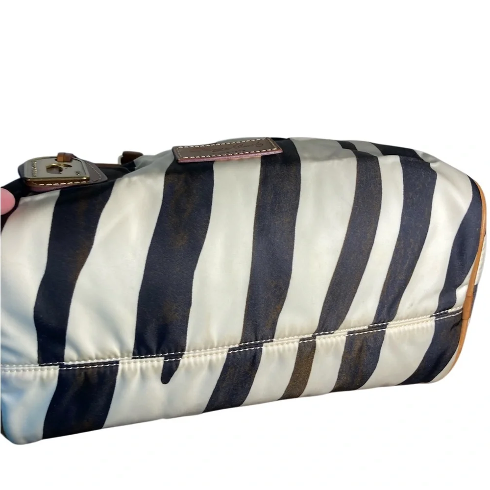 Dooney & Bourke elevate your